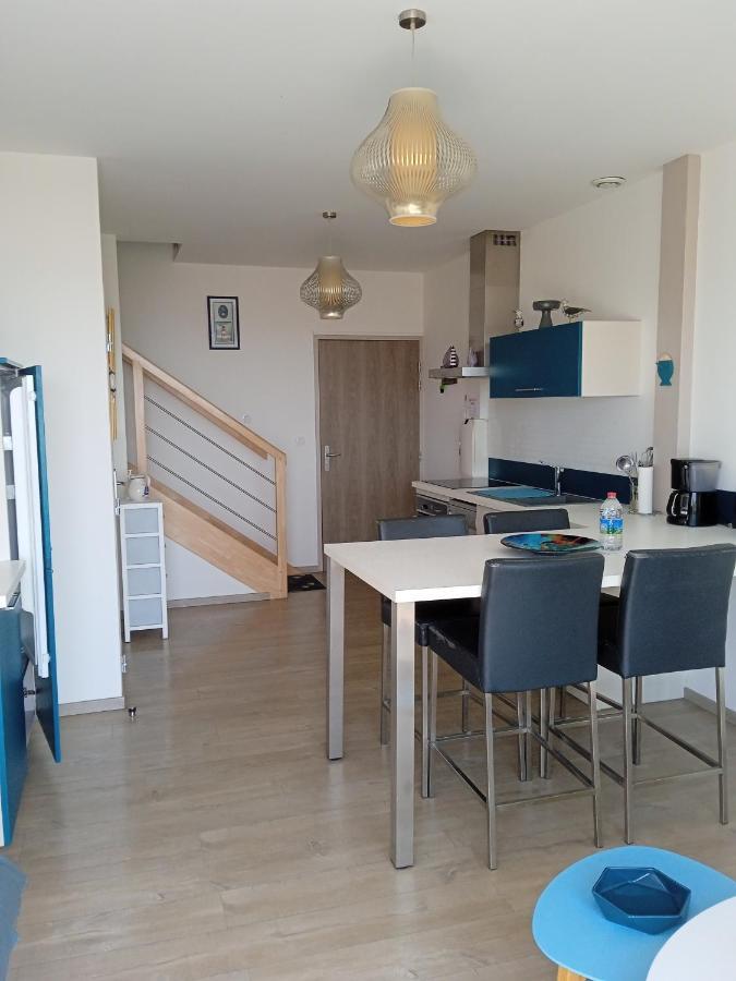 Lestrevet, Les Pieds Dans L Eau Apartment Plomodiern Exterior photo